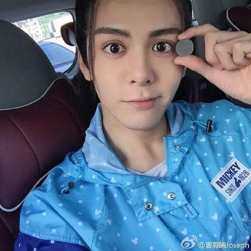 硬币眼明星,闪耀的瞬间，永恒的星光
