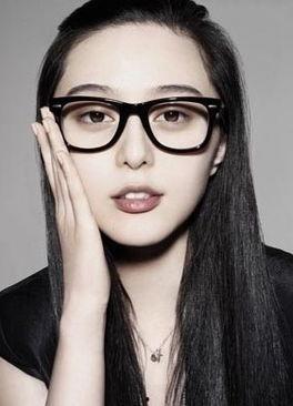 明星带隐形眼镜的有谁